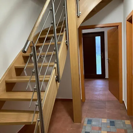 Pod Nadymakem فيلة Telč